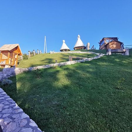 Guesthouse Planinarski Dom Neviden'O Žabljak Exteriör bild